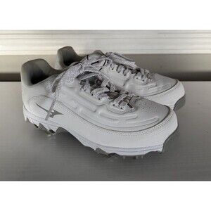 Mizuno 9-Spike Swift 8 Low 11GM236001 Women's White Metal Softball Cleats size 6